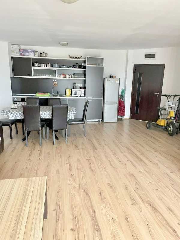 Продава се Двустаен апартамент в Свети Влас - 98 кв.м за 1113 €/кв.м - Снимка #3