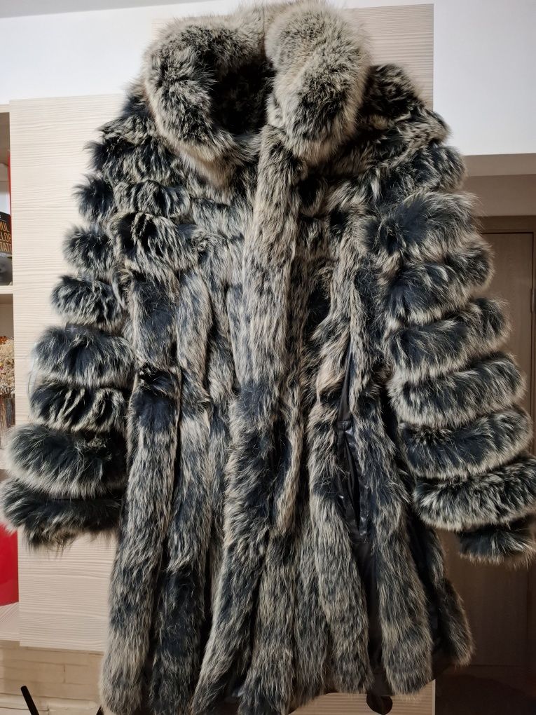 Haină cu două fețe, blana vulpe argintie