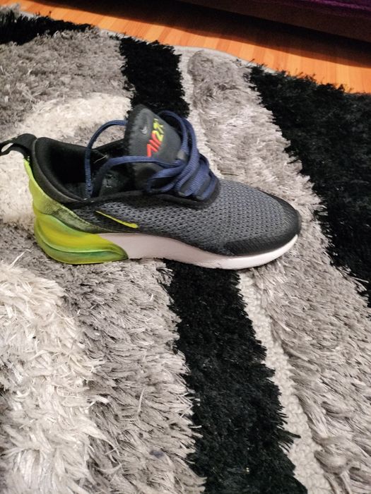 Vând adidași NIKE AIR 27C original