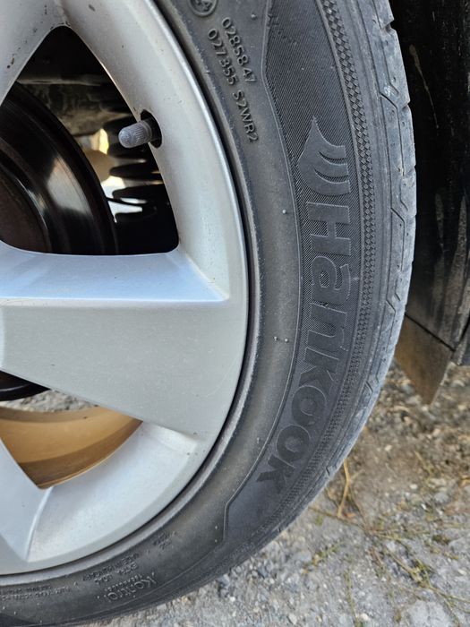 2 броя летни гуми Hankook Ventus Prime 3 215/55/18 / 6mm / DOT 3620