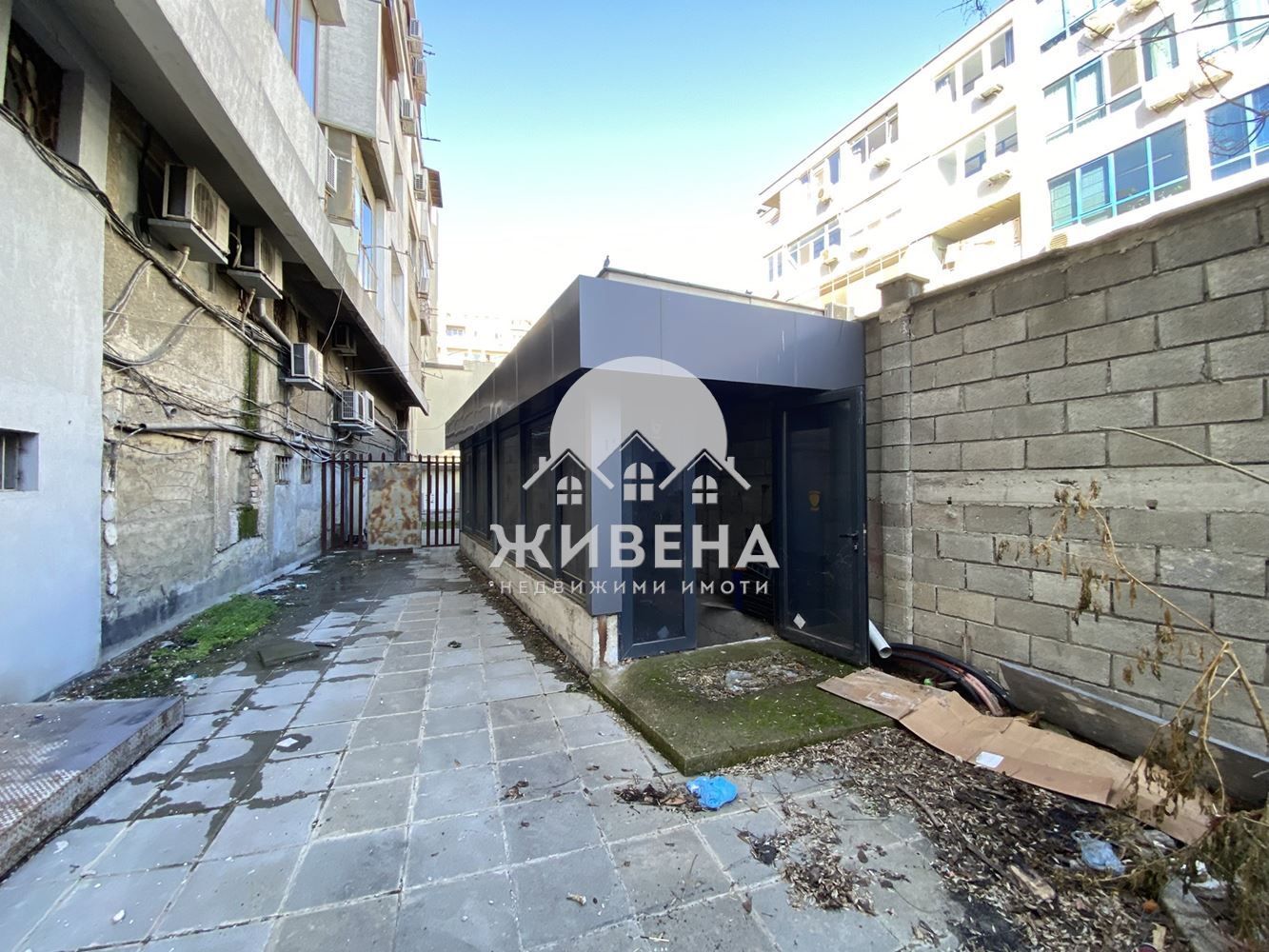 Заведение в центъра на Варна - 296 кв.м, бул. Владислав Варненчик