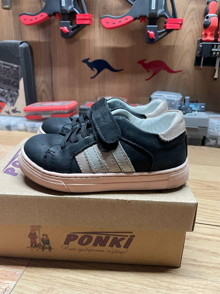 Продавам детски обувки Ponki номер 27