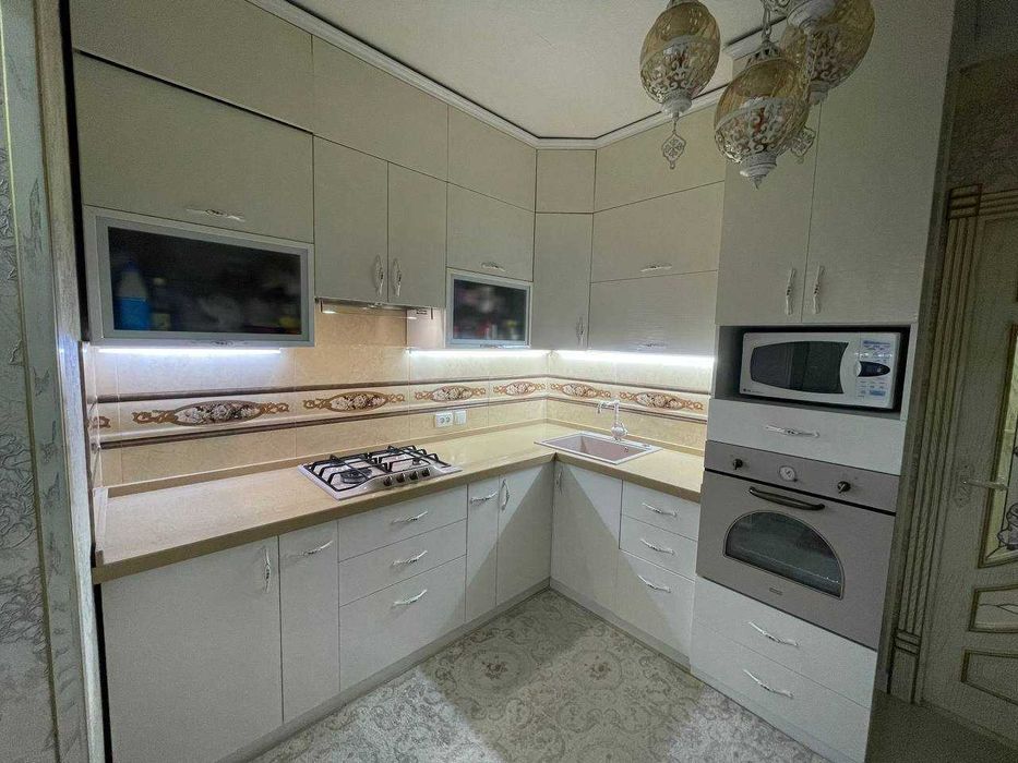 Продается на Тузел 1 4/2/5 91,7кв С ремонтом