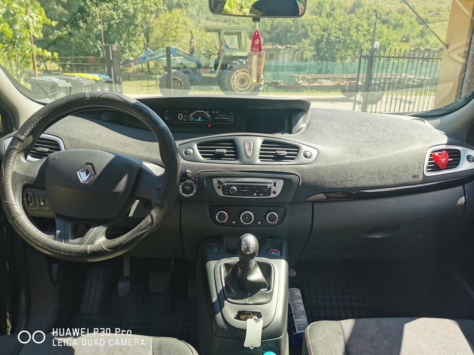 Renault grand scenic