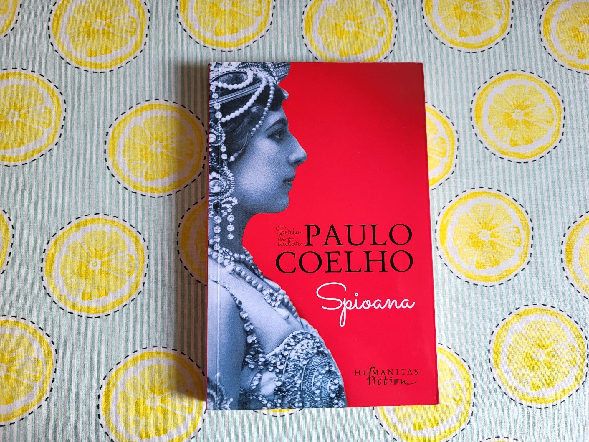Carte "Spioana" autor Paulo Coelho