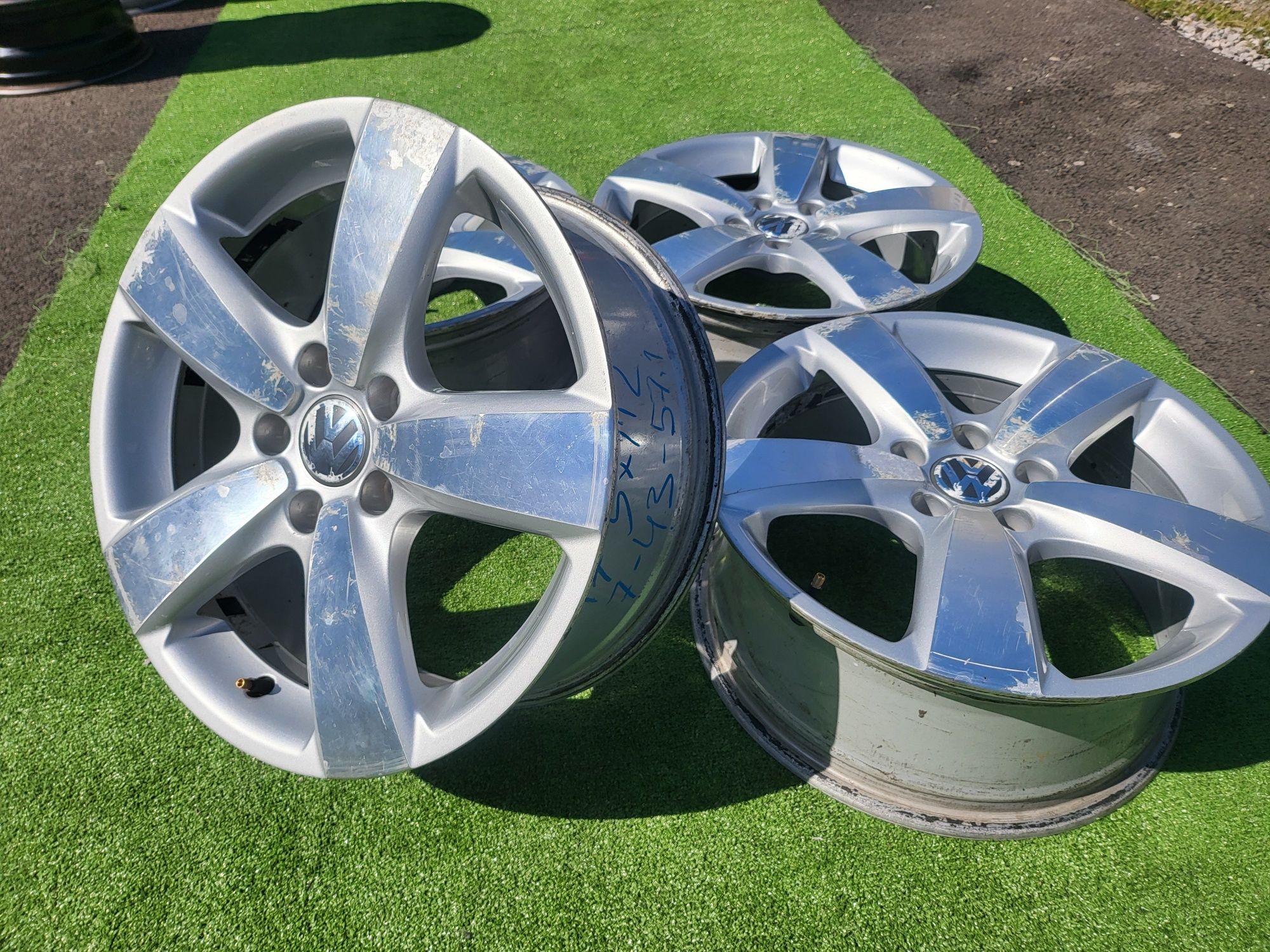 Оригинални лети джанти 17 5х112 VW