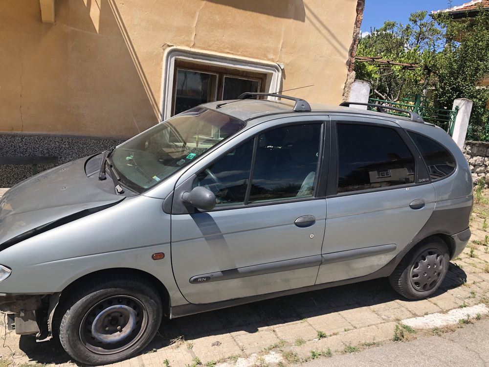 Продавам Renault megane scenic 1.9 DTI НА ЧАСТИ