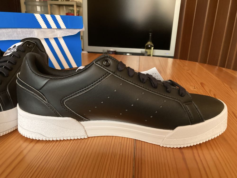 Мъжки оригинални маратонки Adidas Court Tourino