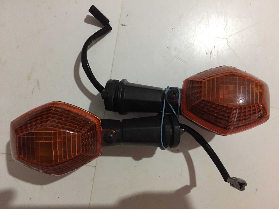 lampa semnalizare moto suzuki gxr-r 400,600,750.
