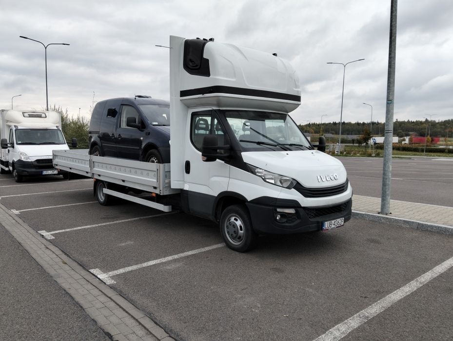 Iveco daily Autoplatforma 6 m lungime fiat sprinter renault
Motor de 3