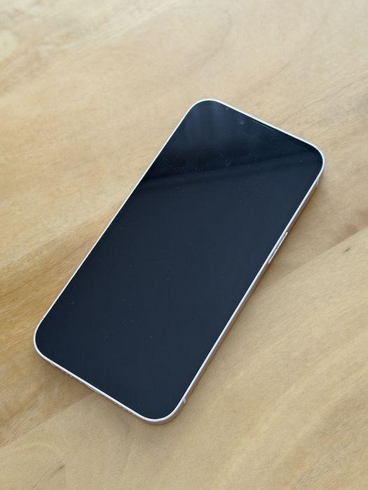 Vand Iphone 13-128Gb