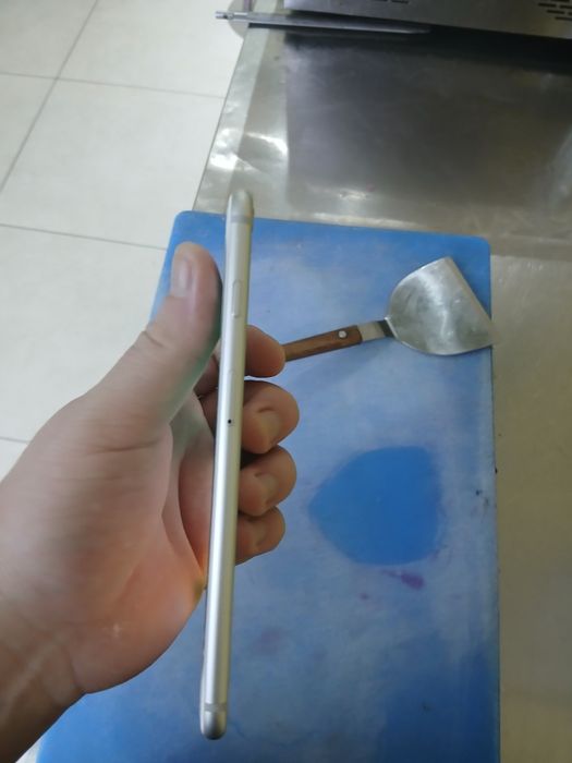 Ayfon 6 plus 64 tali