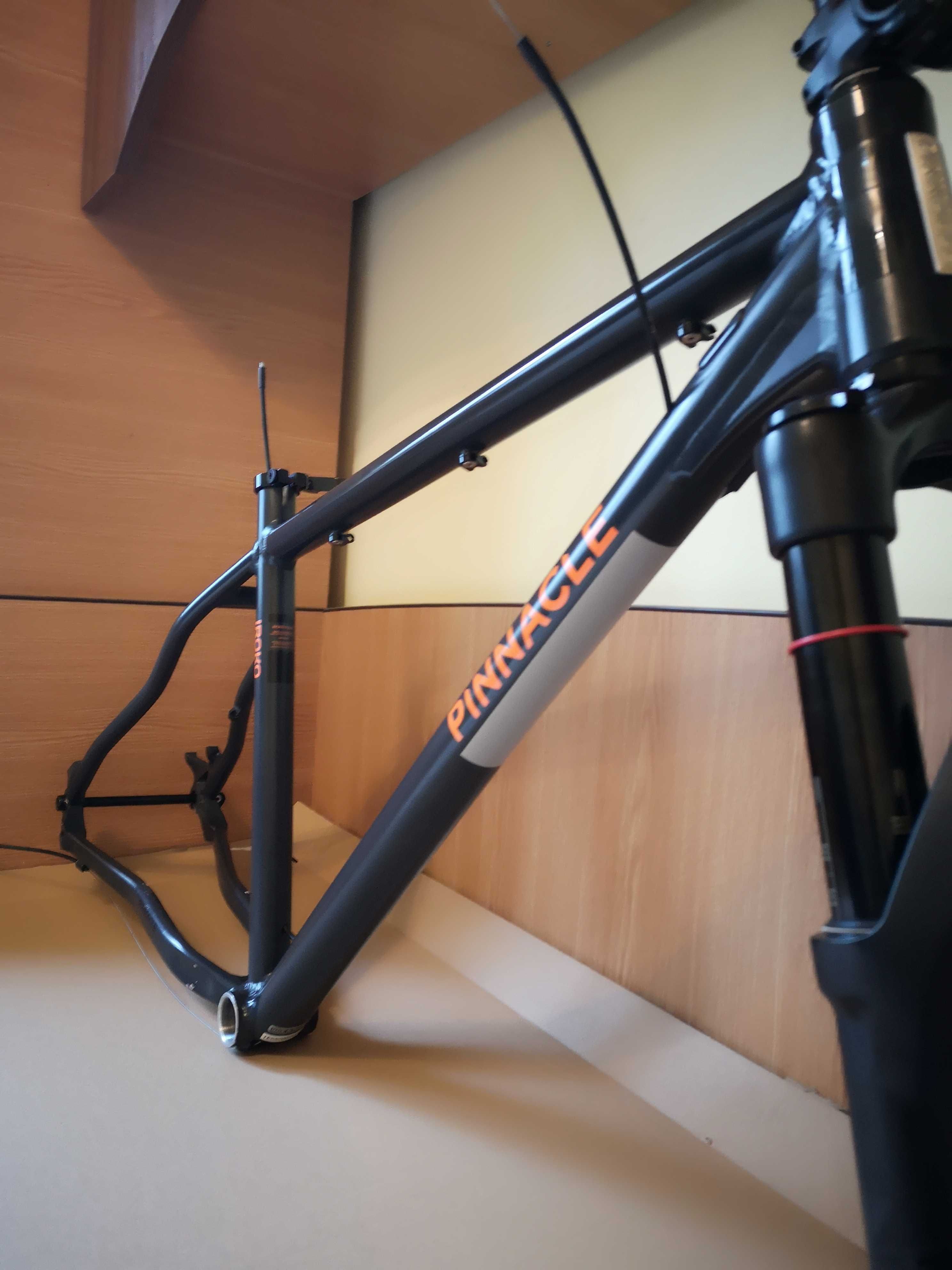 cadru hardtail agresiv pinnacle rockshox revelation pike 27.5 mullet