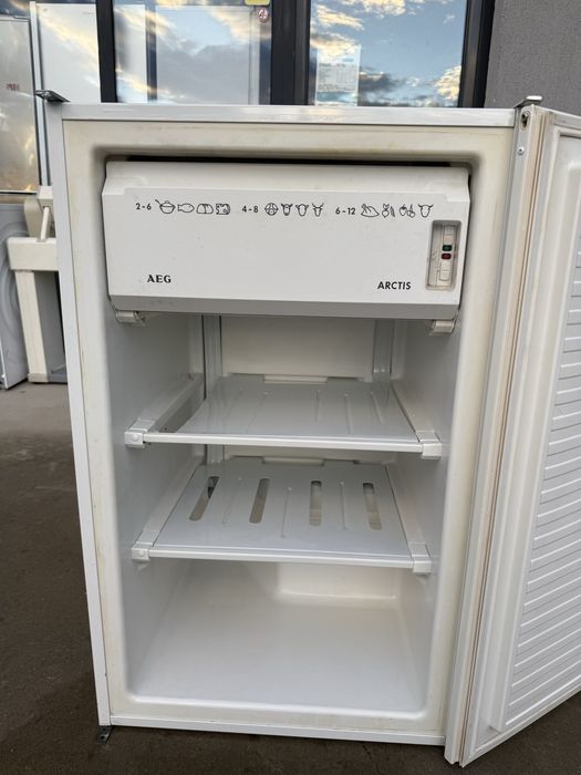 Малък фризер 4 чекмеджета АЕГ