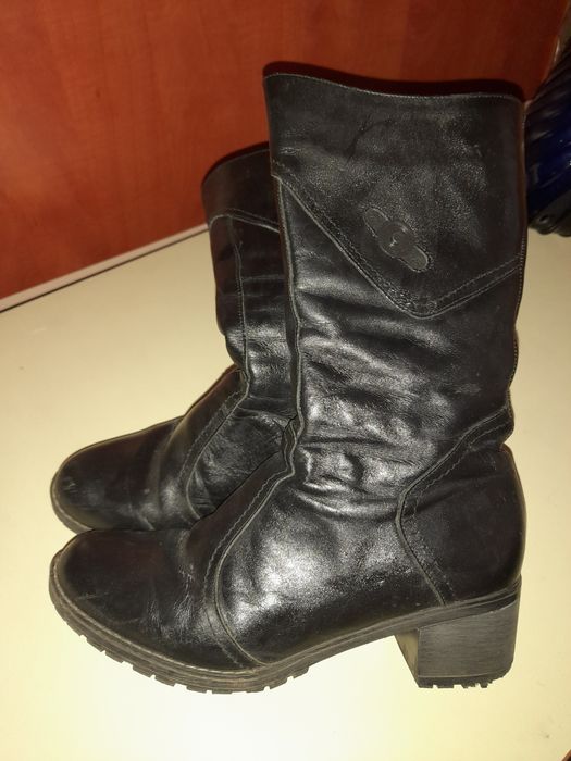 Cizme de dama de culoare neagra