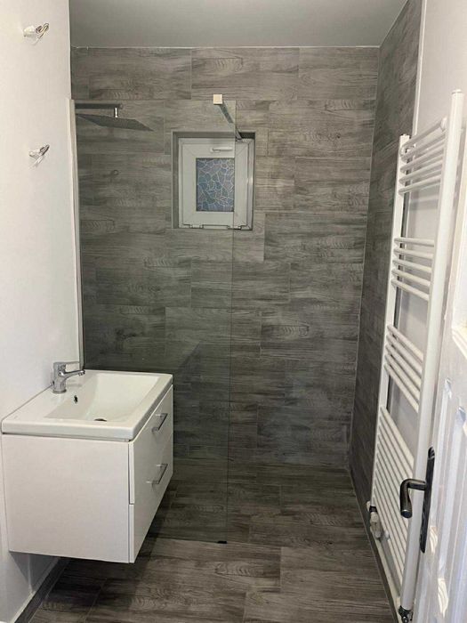 Apartament 3 camere de inchiriat Targu Jiu