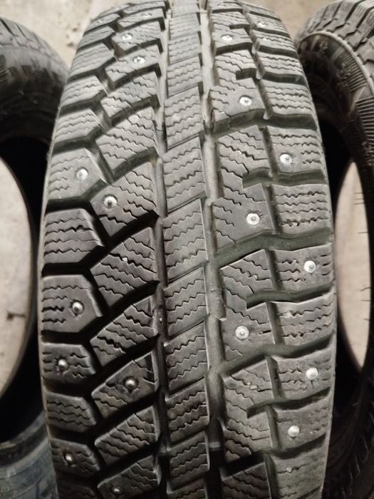 Шины R 15 в отличном состоянии