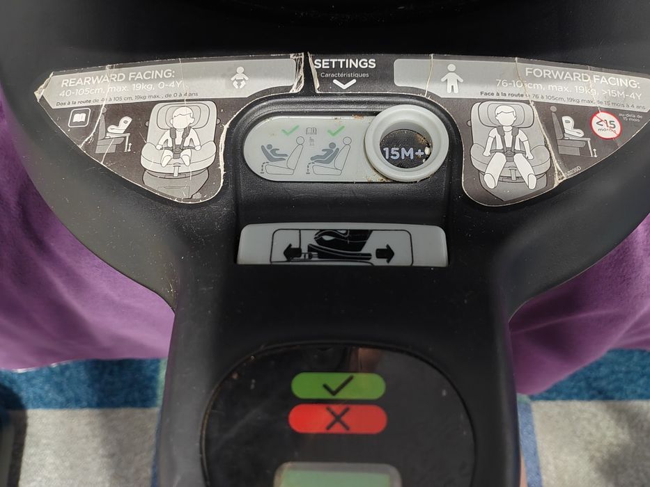 Oferta: Scaun auto i-Spin 360° Deep Sea, 40-105 cm