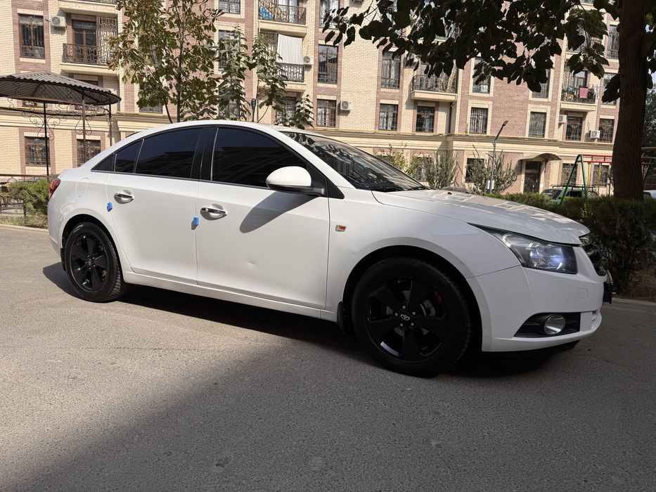 Lasetti Cruze cdx eng full pozitsa 2009 yil 230000 yurgan