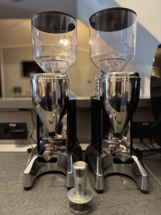 Rasnita profesionala Quamar T48E