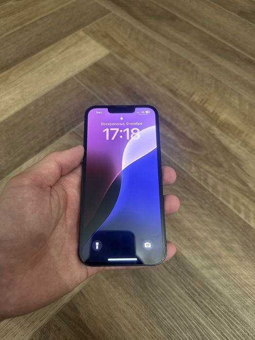 Продам айфон 13