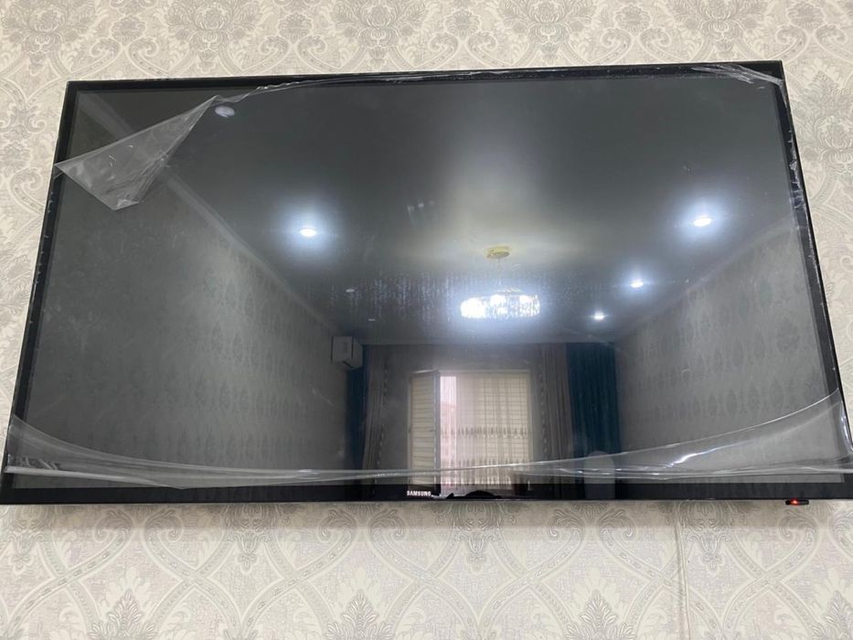 Телевизор смарт 150СМ новый