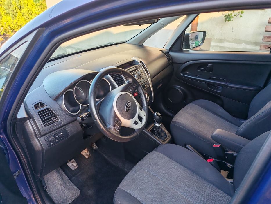 KIA venga benzina și gpl 2011 impecabila 2950 e.
