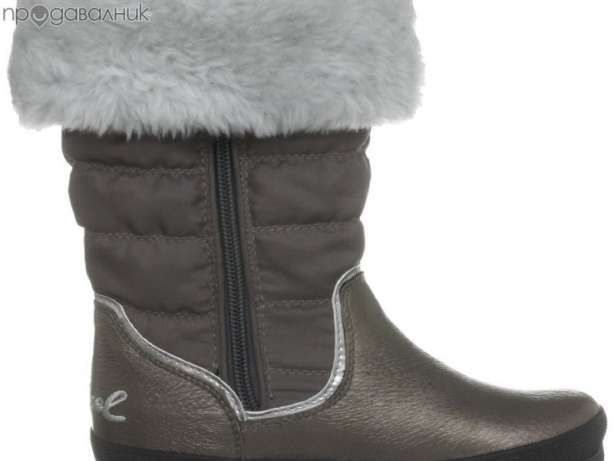 Нови! Clarks 37, Crocs 33 и  Дизел 28 ;Чехли  Crocs C10-11  и С8-9