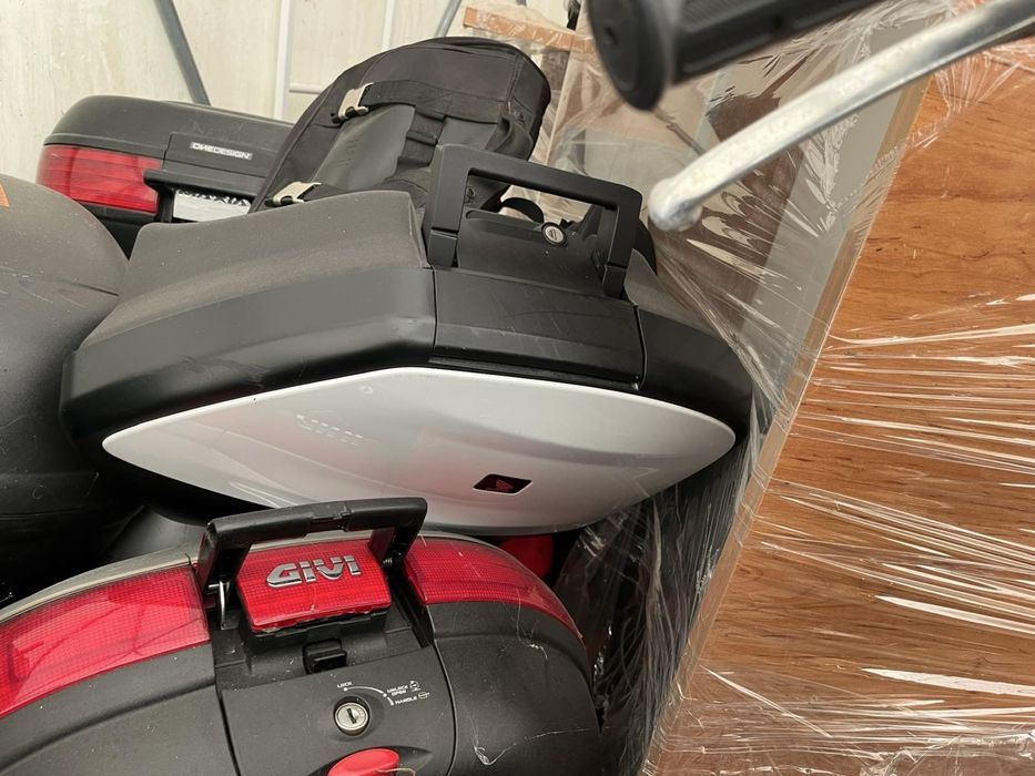 Куфари за Honda CBF със стойки