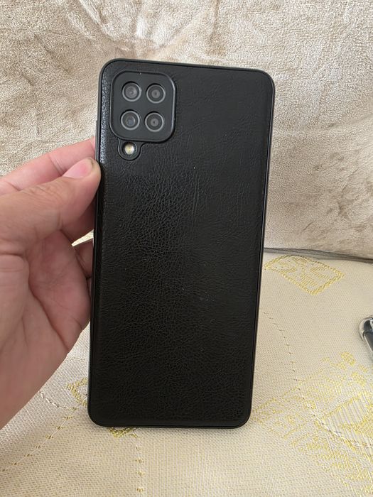 СамсунгА12 барлыгы жасап тур связь интернет жаксы