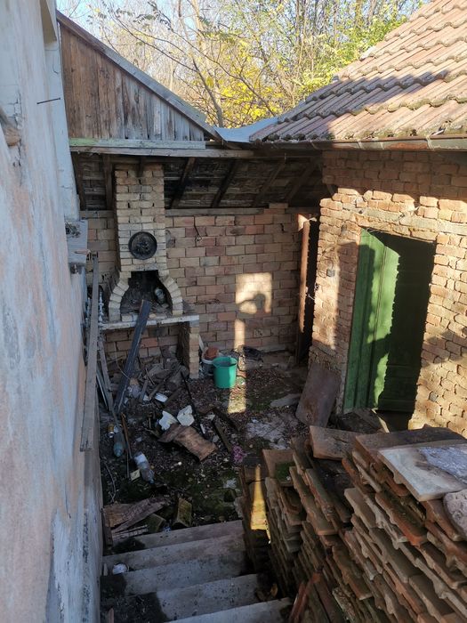 Къща в село Гостиля