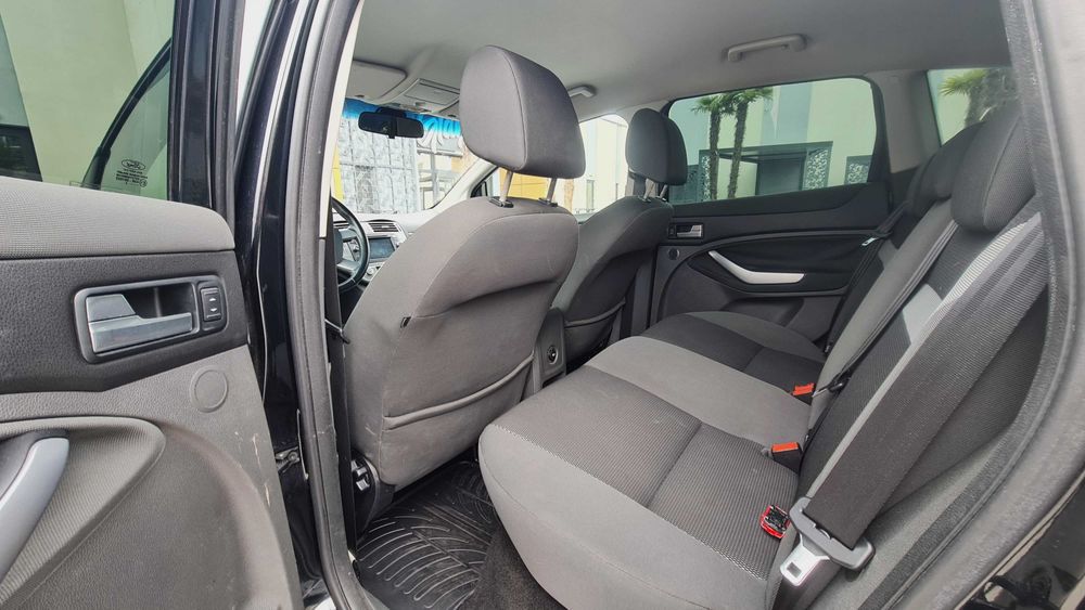 FORD Kuga 2.0 TDCI - 136 CP, tractiune 4x4, an 2009