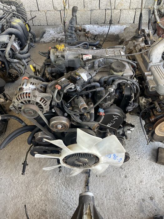 Двигатель  MITSUBISHI 6G72