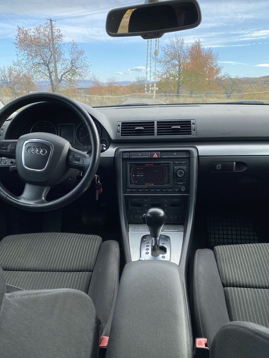 Vând /dezmebrez audi a4 b7 automat