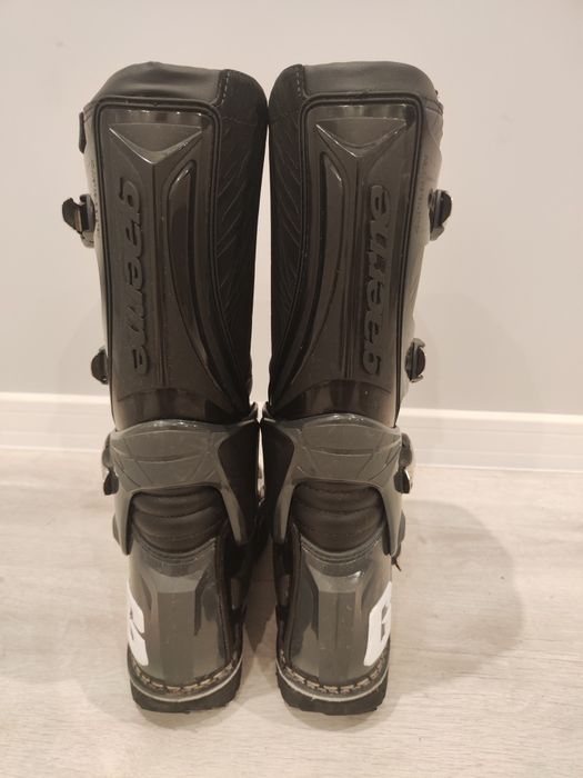 Кросови ботуши GEARNE FASTBACK 45 номер