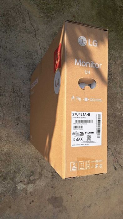 Monitor LED LG de 27" 27U421A,  1920 x 1080, Ecran curbat, 100 Hz