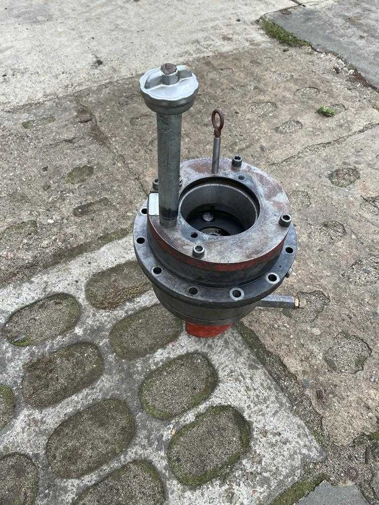 Reductor rotire Liebherr 900 - Piese de schimb Liebherr