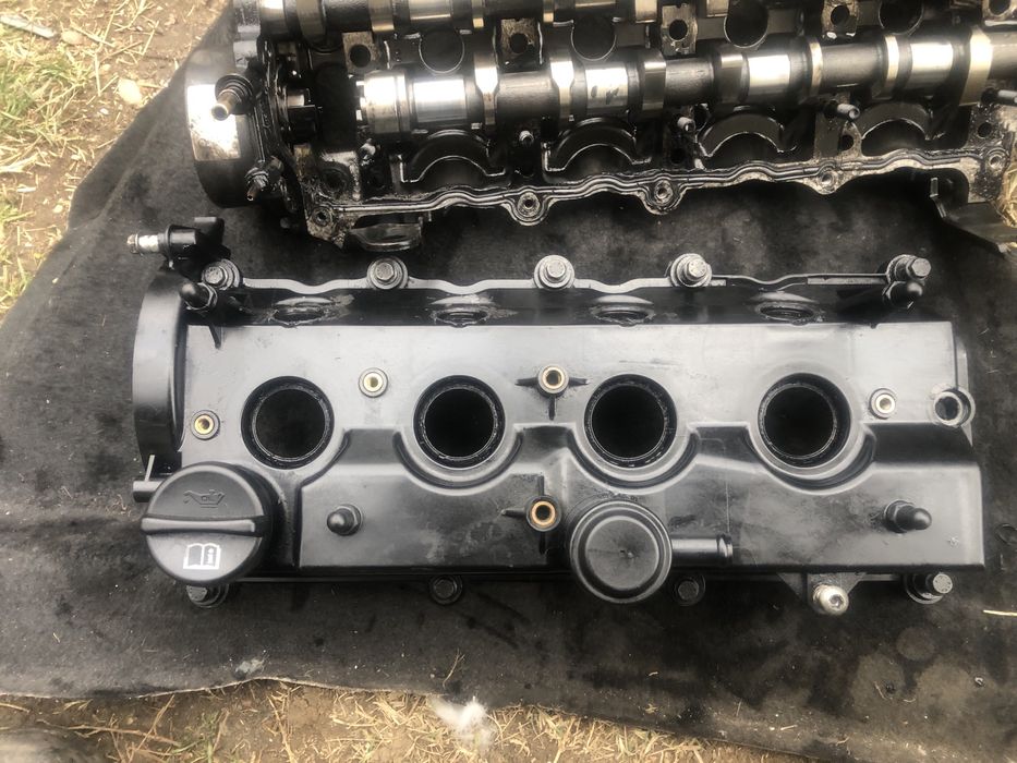 Capac culbutori opel astra j