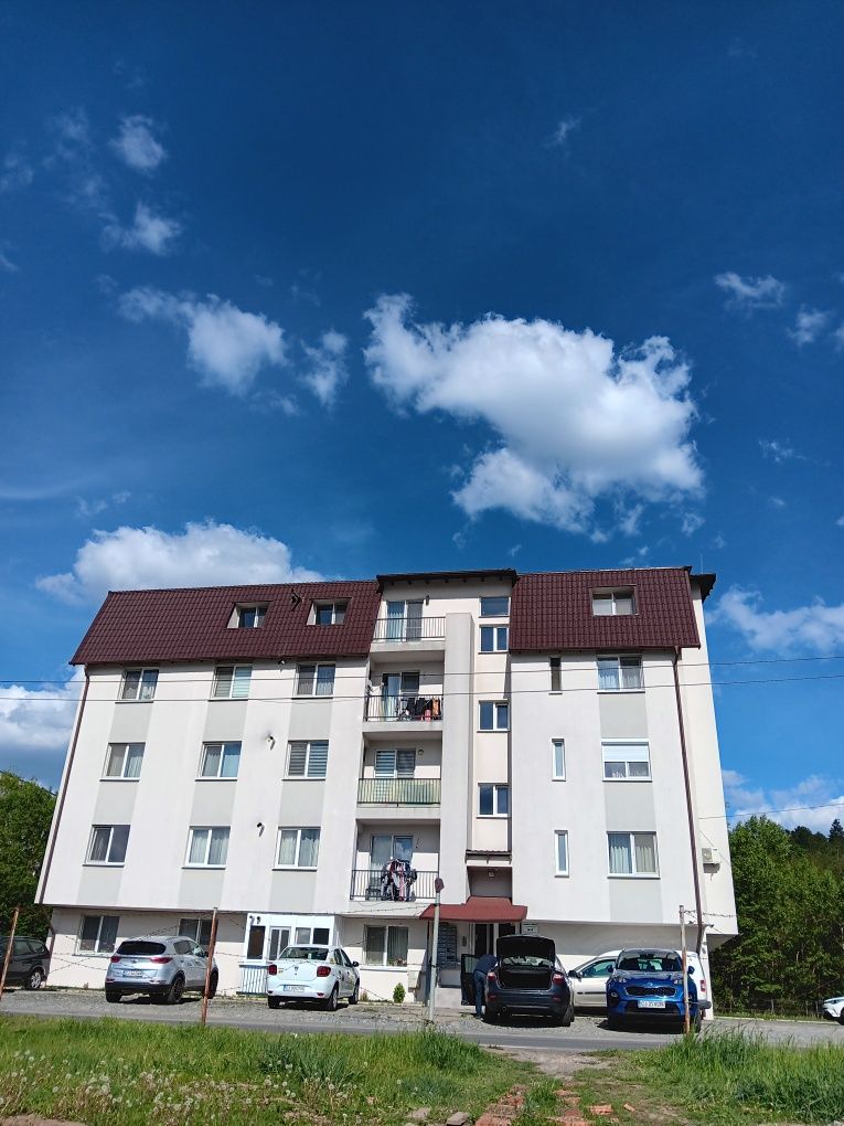 Persoană fizică vând apartament  nou 2 camere lângă Vivo Mănăștur