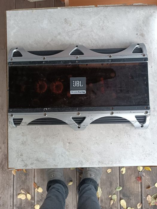 Продам усилитель JBL. Оригинал. Моноблок