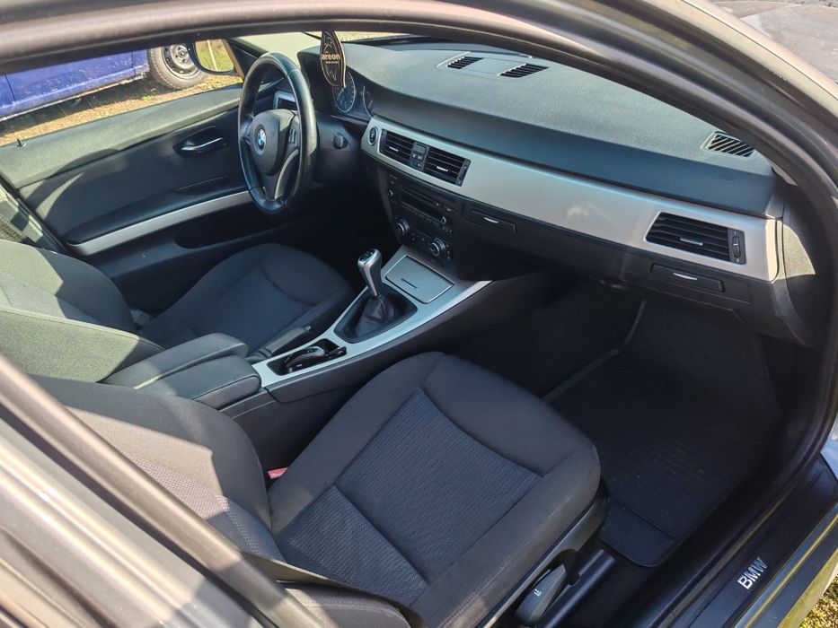 BMW e90 facelift 2011 proprietar