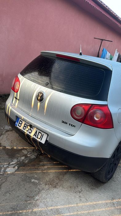 Vând sau schimb golf 5 2.0 tdi