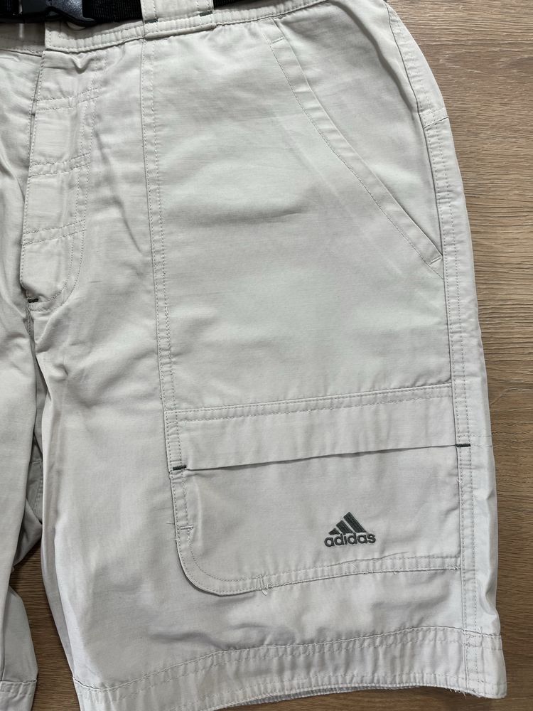 Adidas мъжки къс панталон размер 34