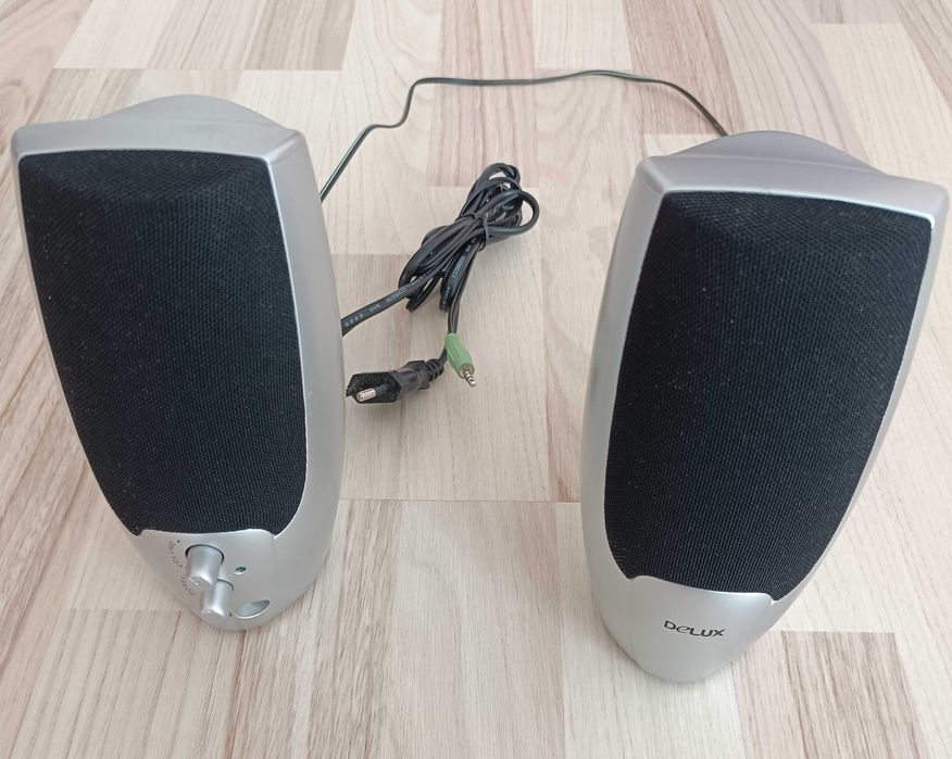 Тонколонки за компютър - Delux