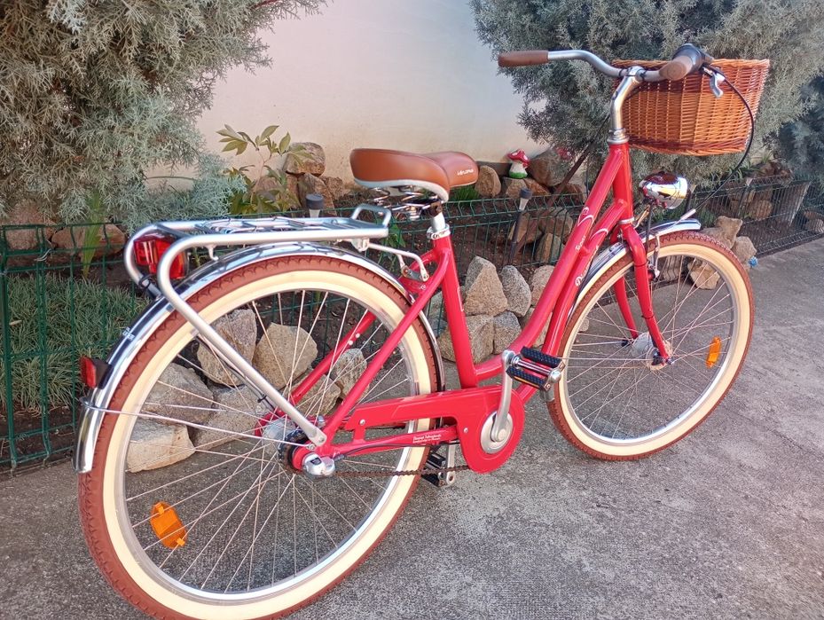 Bicicletă DIAMANT,roti 26,cu 7 vit Nexus,frână la picior !