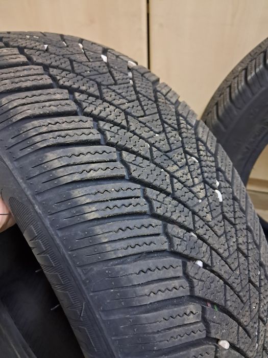 Anvelope iarna 195-55-16.