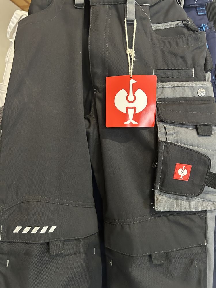 Vand pantaloni engelbert strauss marime 38 noii!!