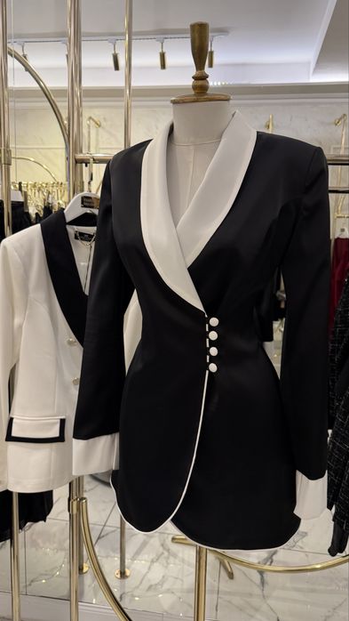 Официални рокли празнични