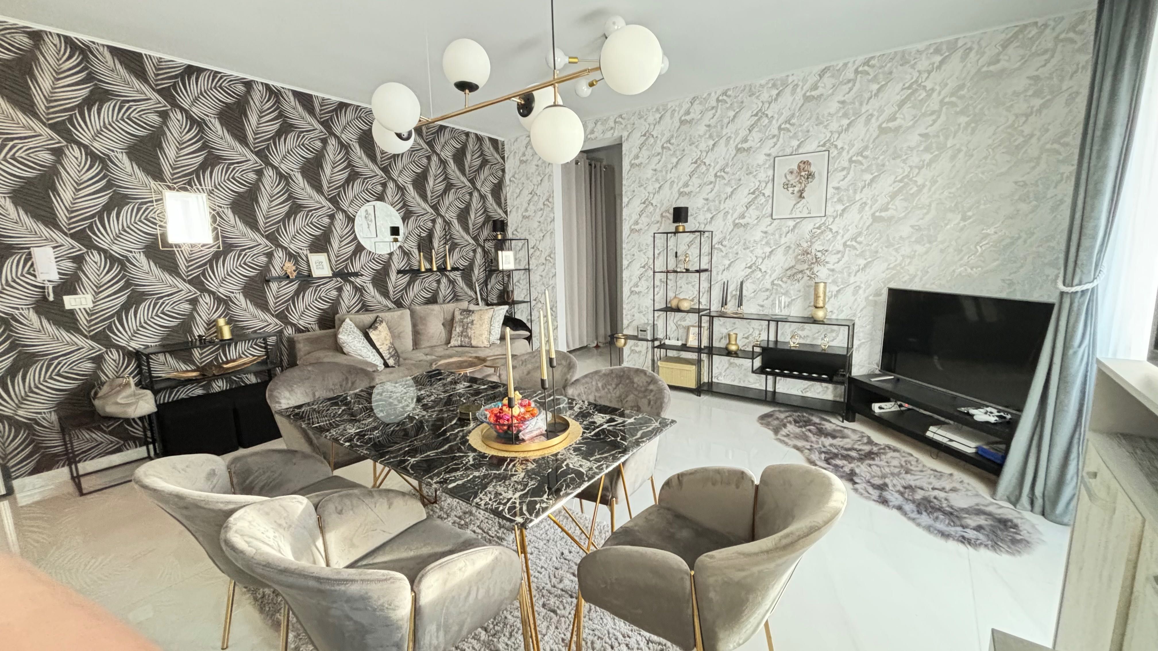 Apartament lux 2 camere mobilat/dotat et.3/4 + loc parcare, in Braytim