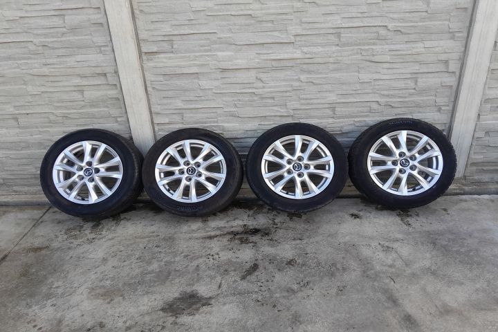 Janta aliaj cu anvelopa 16 205 / 55 R16 205 / 55 R16 Mazda 3 BM [2013